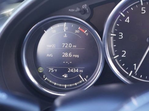 Used 2025 MAZDA MX-5 Miata Club w/ Weather Package RWD image 17