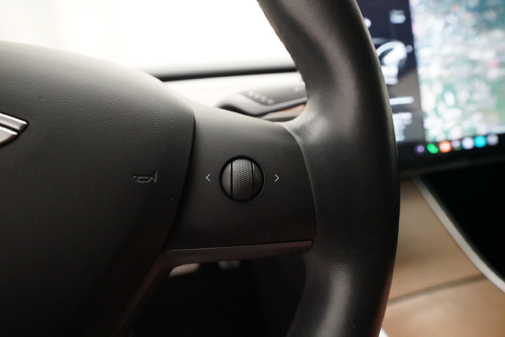 Used 2018 Tesla Model 3 Performance AWD/4WD image 18