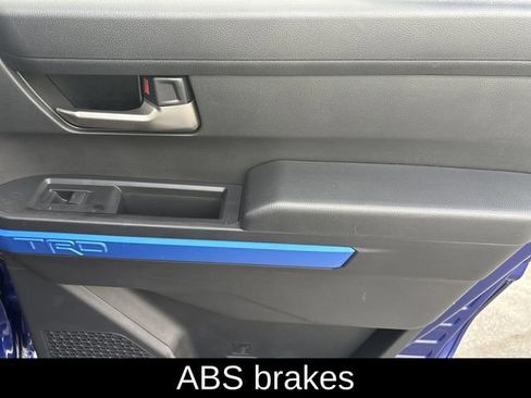 Used 2025 Toyota Tacoma TRD Off-Road AWD/4WD image 20