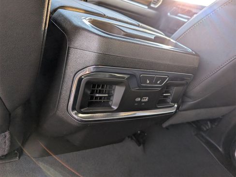 Used 2024 Chevrolet Silverado 1500 High Country w/ Z71 Off-Road Package image 31