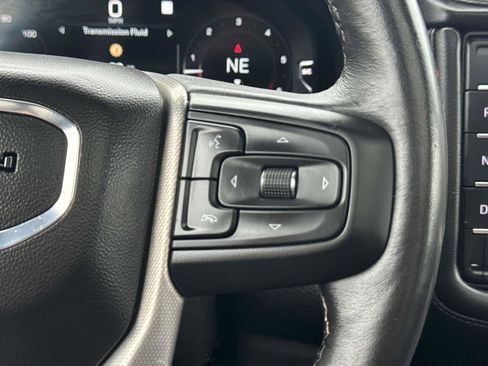 Used 2022 GMC Yukon Denali w/ Denali Premium Package AWD/4WD image 17
