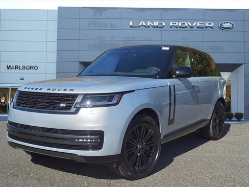 New 2025 Land Rover Range Rover SE image 1