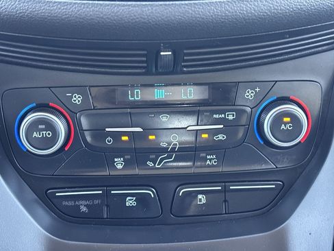 Used 2017 Ford C-MAX SE image 22