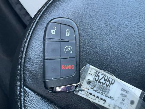 Certified 2022 Jeep Compass Limited w/ Sun and Sound Group image 40