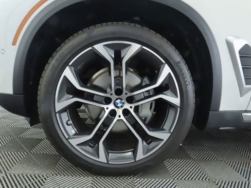 New 2026 BMW X5 xDrive40i w/ Premium Package image 31
