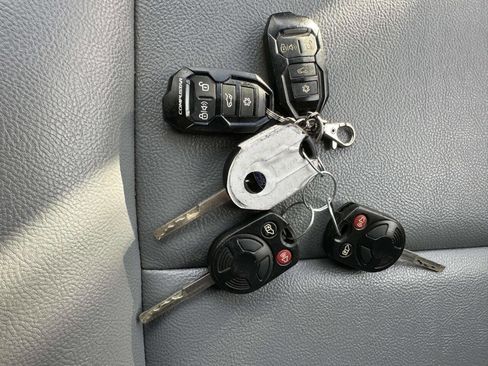 Used 2019 Ford Transit 250 148 Medium Roof image 32