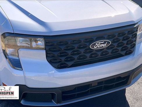 New 2025 Ford Maverick XLT w/ XLT Luxury Package image 16