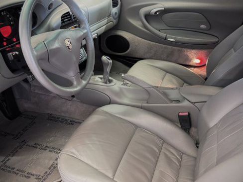 Used 2002 Porsche 911 Cabriolet image 4