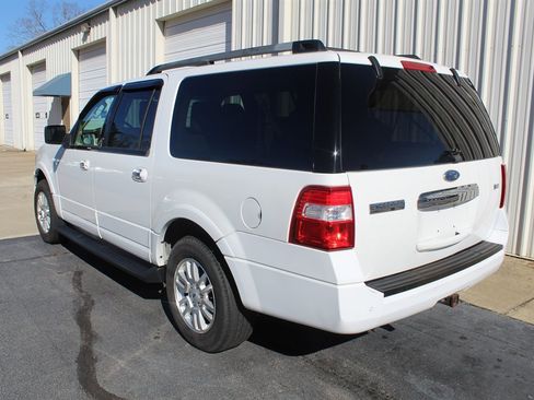 Used 2011 Ford Expedition EL XLT image 4