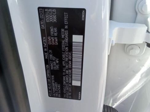 Used 2023 Volvo XC90 T8 Plus w/ Protection Package Premier image 28