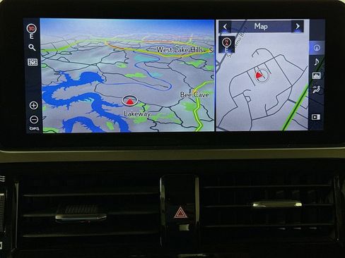 Certified 2022 Lexus GX 460 Luxury w/ Off Road Package image 13