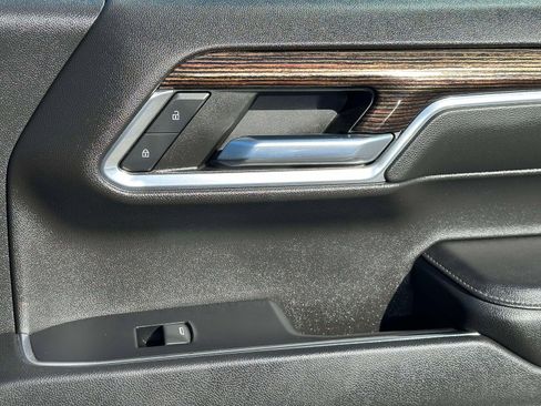 Used 2022 GMC Sierra 1500 Elevation image 26