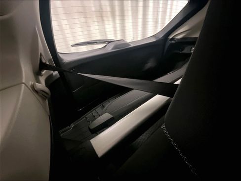 Used 2023 Subaru Crosstrek 2.0i Premium image 17