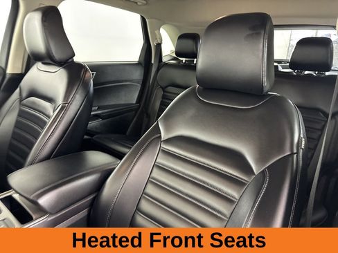 Used 2024 Ford Edge SEL image 10