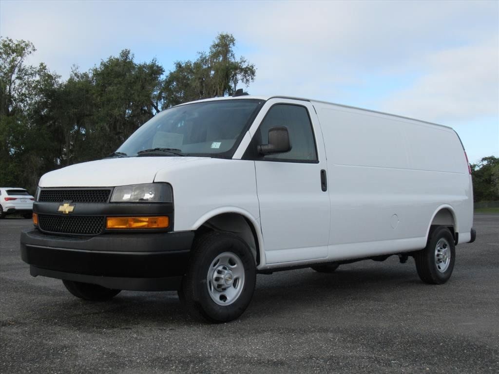 New 2025 Chevrolet Express 3500 Extended w/ Driver Convenience Package RWD image 3