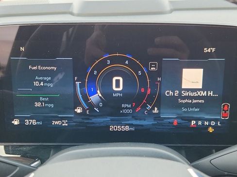 Used 2025 Chevrolet Suburban Z71 image 17