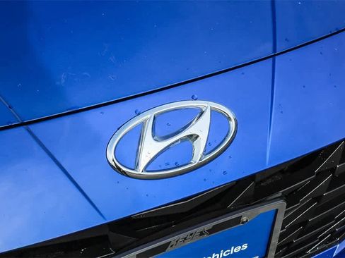 Certified 2023 Hyundai Elantra SEL image 14