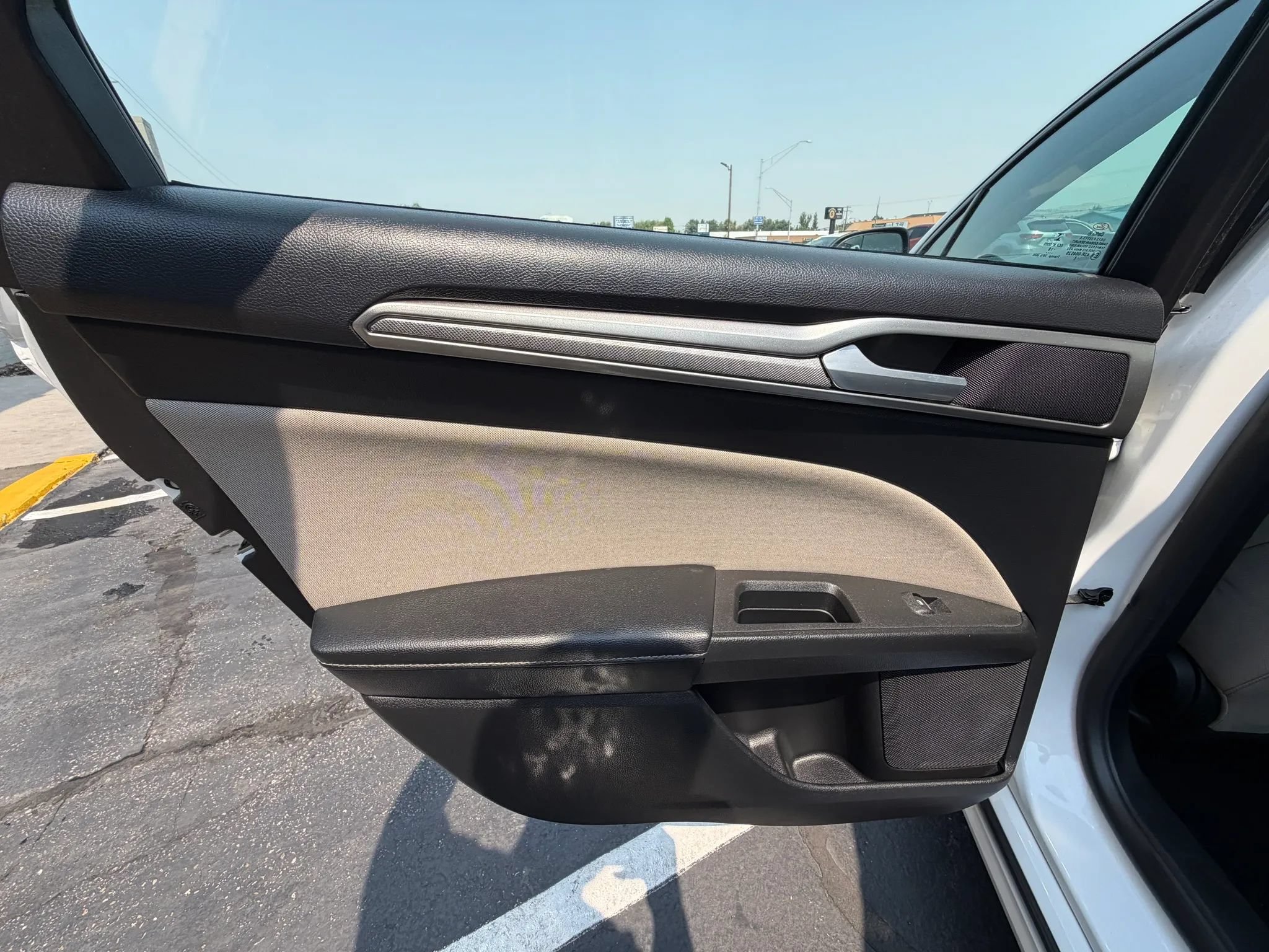Used 2018 Ford Fusion S FWD image 18