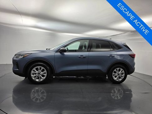 Used 2026 Ford Escape Active w/ Tech Pack #1 FWD image 7