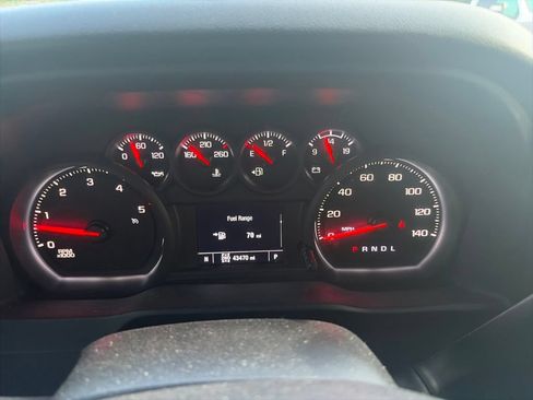 Used 2025 Chevrolet Silverado 2500 Custom w/ Custom Value Package AWD/4WD image 25