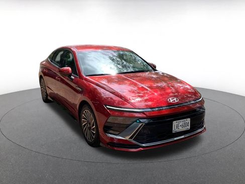 Used 2025 Hyundai Sonata SEL image 1