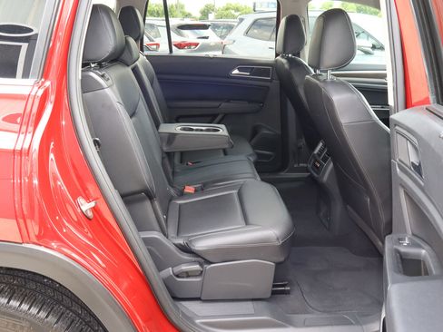 Used 2019 Volkswagen Atlas SE FWD image 24