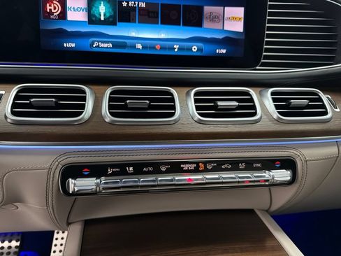Certified 2026 Mercedes-Benz GLE 53 AMG 4MATIC image 21