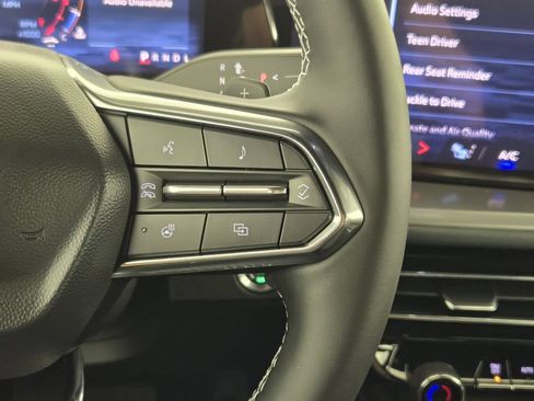 New 2026 Chevrolet Traverse LT w/ Midnight/Sport Edition FWD image 31