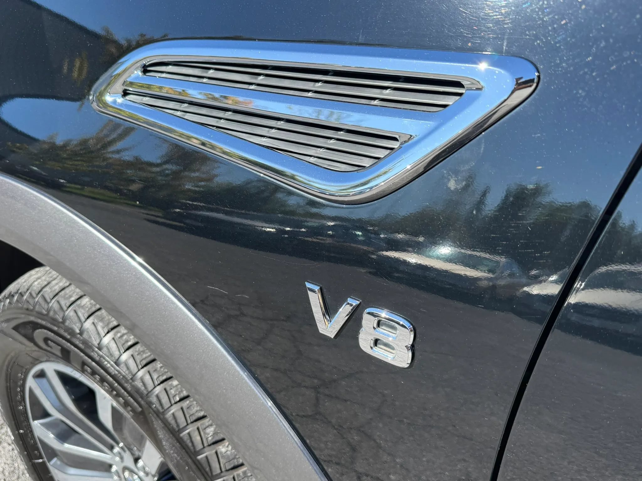 Used 2017 Nissan Armada SL w/ Interior Lighting Package AWD/4WD image 8