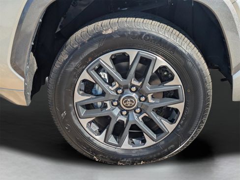 Used 2024 Toyota Tundra Limited w/ Power Package image 18