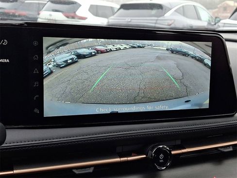 Used 2024 Nissan Ariya AWD image 19