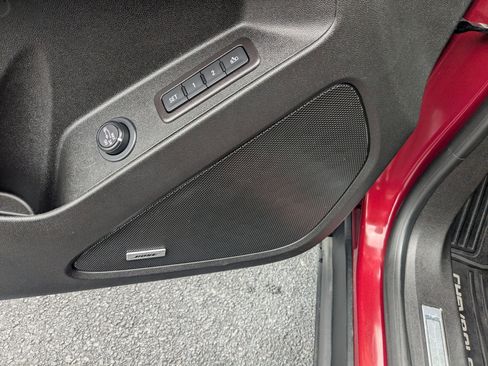 Used 2021 Chevrolet Equinox Premier FWD image 13
