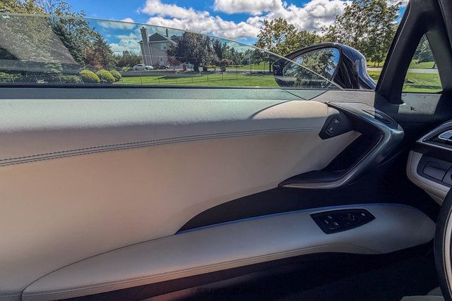 Used 2015 BMW i8 AWD/4WD image 23
