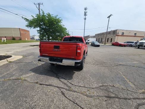 Used 2018 GMC Sierra 1500 SLE w/ SLE Value Package AWD/4WD image 18