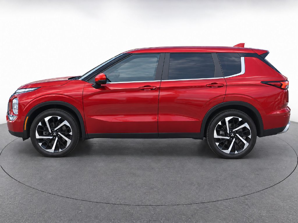 Used 2024 Mitsubishi Outlander SE FWD image 5