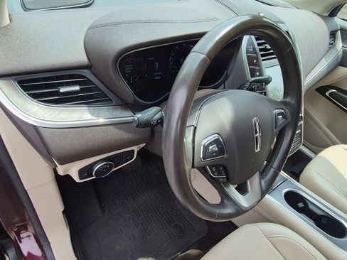 Used 2019 Lincoln MKC Reserve AWD/4WD image 11