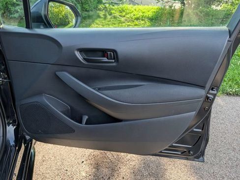 Used 2024 Toyota Corolla LE FWD image 29