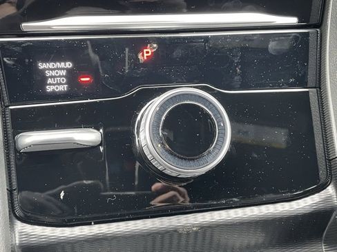 New 2025 Jeep Grand Cherokee Limited image 24