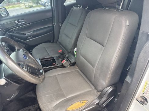 Used 2017 Ford Explorer 4WD Police Interceptor image 12