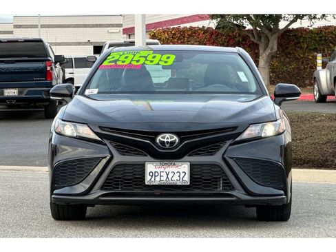Used 2023 Toyota Camry SE image 9