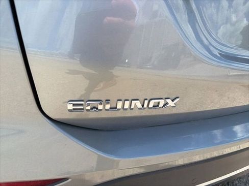 Used 2023 Chevrolet Equinox LT FWD image 7