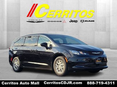 New 2025 Chrysler Voyager LX