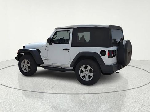 Used 2021 Jeep Wrangler Sport S image 9
