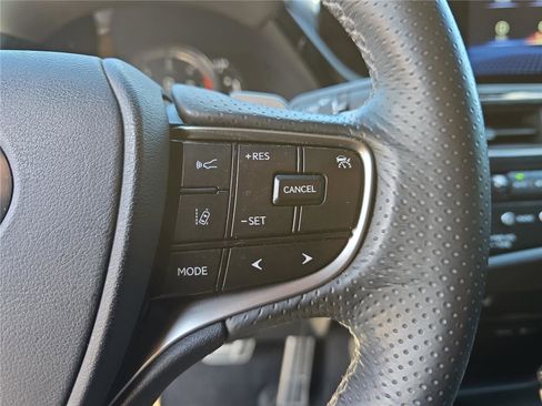 Used 2022 Lexus ES 350 F Sport image 17