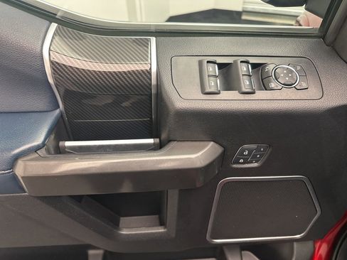 Used 2018 Ford F150 Limited w/ Trailer Tow Package image 27