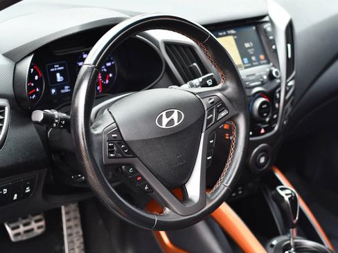 Used 2017 Hyundai Veloster Turbo w/ Tech Package 02 image 14