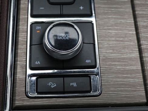 Used 2024 Ford Expedition Max Limited image 28