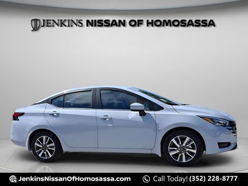 New 2025 Nissan Versa SV w/ Trunk Package FWD image 1