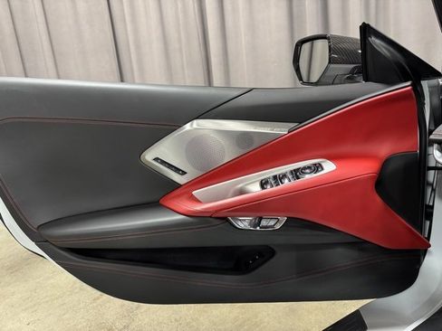 Used 2023 Chevrolet Corvette Stingray w/ Z51 Performance Package image 17