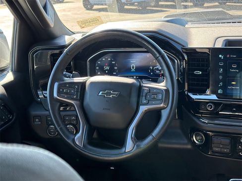 Certified 2024 Chevrolet Silverado 1500 ZR2 w/ Technology Package image 29